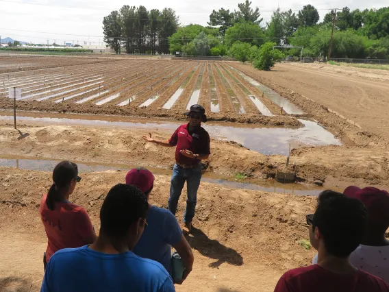 Discussions about agriculture in New Mexico